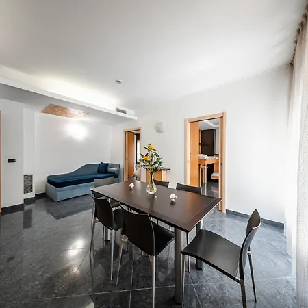Blu Aparthotel 3*